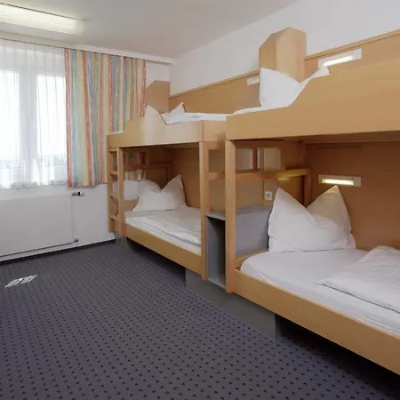 Vandrerhjem Jugendgaestehaus *