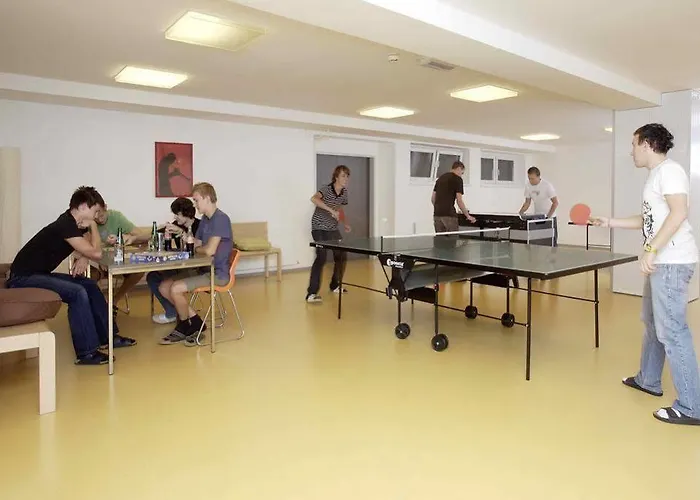 Hostel Jugendgaestehaus *